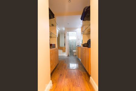 Apartamento à venda com 190m², 2 quartos e 1 vagaCorredor