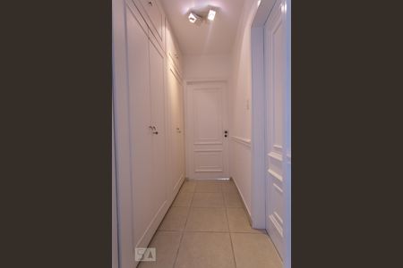 Apartamento à venda com 130m², 2 quartos e 1 vagaCorredor