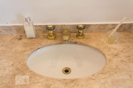 Apartamento à venda com 130m², 2 quartos e 1 vagaLavabo