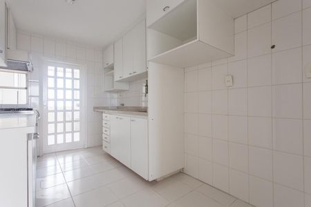 Apartamento à venda com 130m², 2 quartos e 1 vagaCozinha