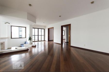 Apartamento à venda com 287m², 4 quartos e 4 vagasSala