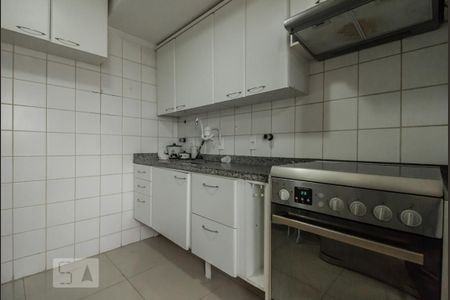 Apartamento à venda com 90m², 3 quartos e 1 vagaCozinha