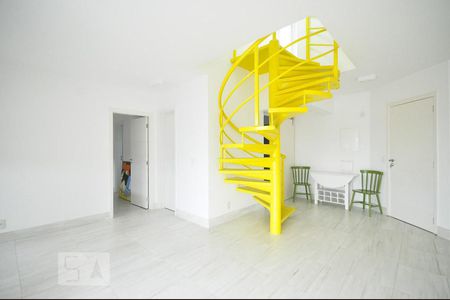 sala de apartamento para alugar com 2 quartos, 120m² em Jardim Leonor, São Paulo