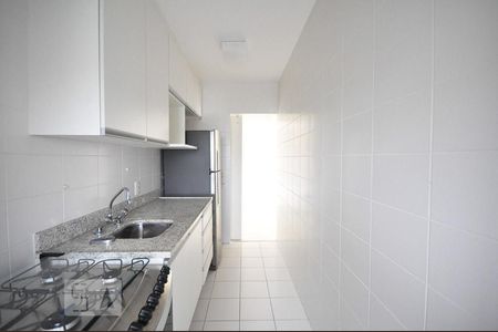 Apartamento para alugar com 120m², 2 quartos e 2 vagascozinha