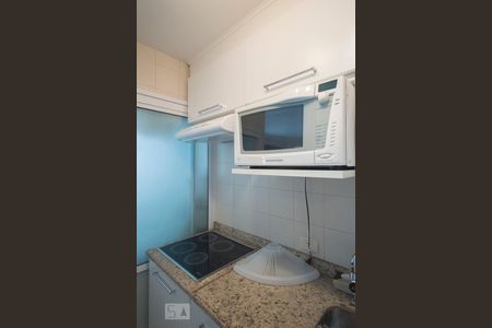 Cozinha de apartamento para alugar com 1 quarto, 54m² em Cidade Monções, São Paulo