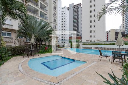 Apartamento à venda com 99m², 3 quartos e 2 vagas Apartamento à venda com 99m², 3 quartos e 2 vagasPiscina