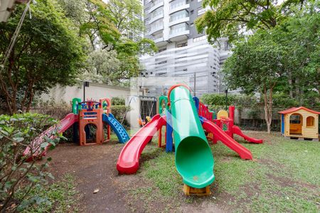 Apartamento à venda com 99m², 3 quartos e 2 vagas Apartamento à venda com 99m², 3 quartos e 2 vagasPlayground