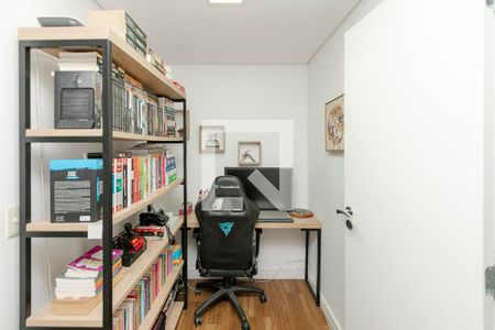 Apartamento à venda com 99m², 3 quartos e 2 vagas Apartamento à venda com 99m², 3 quartos e 2 vagasEscritório