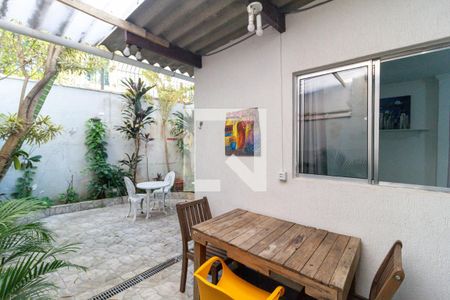 Apartamento para alugar com 45m², 1 quarto e 1 vaga Apartamento para alugar com 45m², 1 quarto e 1 vagaQuintal e área de serviço