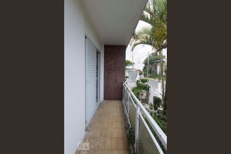 Casa à venda com 280m², 4 quartos e 2 vagasSacada Suíte