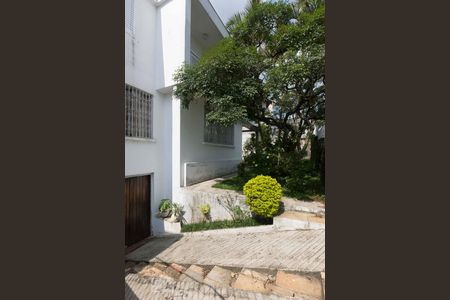 Casa à venda com 280m², 4 quartos e 2 vagasFachada