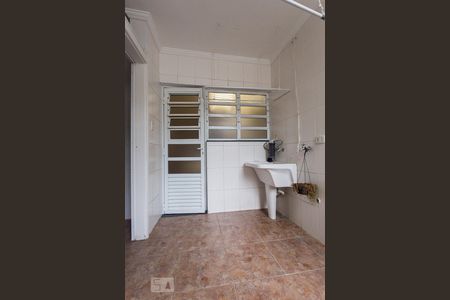 Apartamento para alugar com 190m², 3 quartos e sem vaga Apartamento para alugar com 190m², 3 quartos e sem vagaArea de serviço