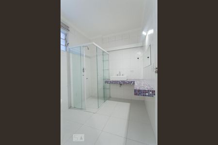 Apartamento para alugar com 190m², 3 quartos e sem vaga Apartamento para alugar com 190m², 3 quartos e sem vagaBanheiro