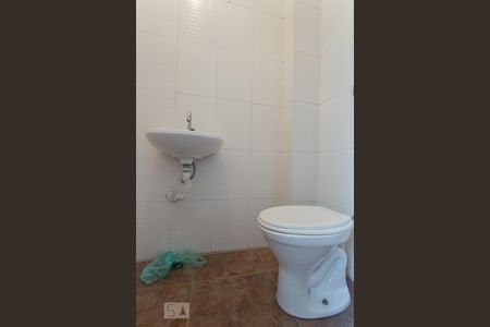 Apartamento para alugar com 190m², 3 quartos e sem vaga Apartamento para alugar com 190m², 3 quartos e sem vagaBanheiro de serviço