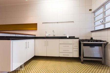 Apartamento para alugar com 190m², 3 quartos e sem vaga Apartamento para alugar com 190m², 3 quartos e sem vagaCozinha