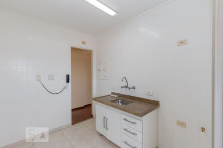 Cozinha de apartamento para alugar com 2 quartos, 70m² em Jardim Promissão, São Paulo
