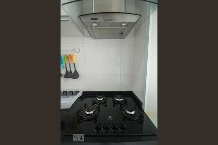 Cozinha de apartamento para alugar com 3 quartos, 83m² em Jardim Brasil (zona Sul), São Paulo