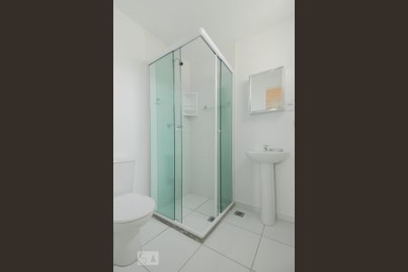 Banheiro de apartamento à venda com 2 quartos, 52m² em Macedo, Guarulhos