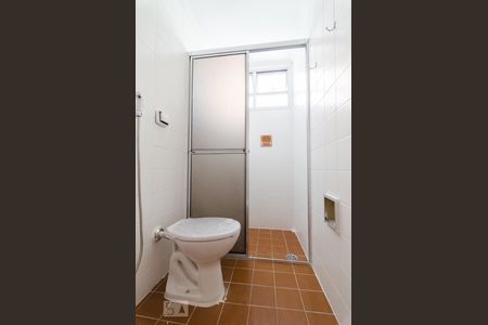 Banheiro de apartamento à venda com 1 quarto, 41m² em Botafogo, Campinas