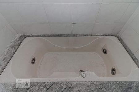 Apartamento à venda com 350m², 4 quartos e 4 vagasSuíte 3
