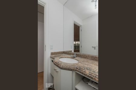 Apartamento à venda com 350m², 4 quartos e 4 vagasBanheiro 1