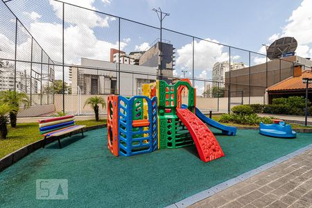 Apartamento à venda com 53m², 2 quartos e 1 vaga Apartamento à venda com 53m², 2 quartos e 1 vagaPlayground