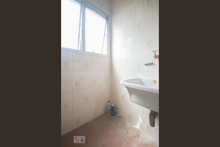 Área Serviço de apartamento para alugar com 1 quarto, 45m² em Santo Amaro, São Paulo