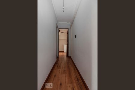 Corredor de apartamento à venda com 1 quarto, 52m² em Vila Camargos, Guarulhos