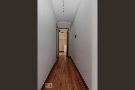 Corredor de apartamento à venda com 1 quarto, 52m² em Vila Camargos, Guarulhos