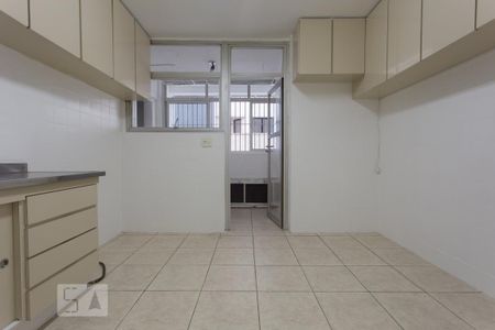 Apartamento à venda com 96m², 3 quartos e 1 vaga Apartamento à venda com 96m², 3 quartos e 1 vagaCozinha