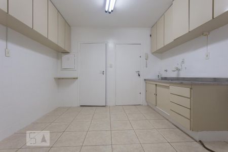 Apartamento à venda com 96m², 3 quartos e 1 vaga Apartamento à venda com 96m², 3 quartos e 1 vagaCozinha