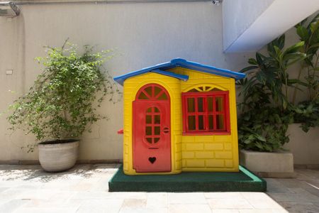 Apartamento à venda com 96m², 3 quartos e 1 vaga Apartamento à venda com 96m², 3 quartos e 1 vagaPlayground
