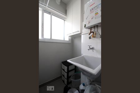Apartamento à venda com 45m², 2 quartos e 1 vagaÁrea de Serviço