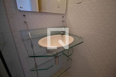 Apartamento à venda com 97m², 2 quartos e 1 vagaBanheiro da Suíte 2