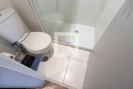 Banheiro de apartamento para alugar com 1 quarto, 30m² em Perdizes, São Paulo