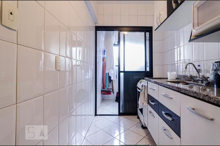 Apartamento para alugar com 74m², 2 quartos e 1 vaga Apartamento para alugar com 74m², 2 quartos e 1 vagaCozinha