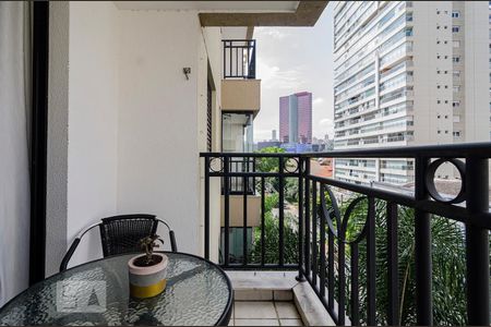 Varanda de apartamento para alugar com 2 quartos, 74m² em Pinheiros, São Paulo