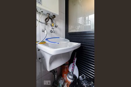 Apartamento para alugar com 74m², 2 quartos e 1 vaga Apartamento para alugar com 74m², 2 quartos e 1 vagaÁrea de serviço