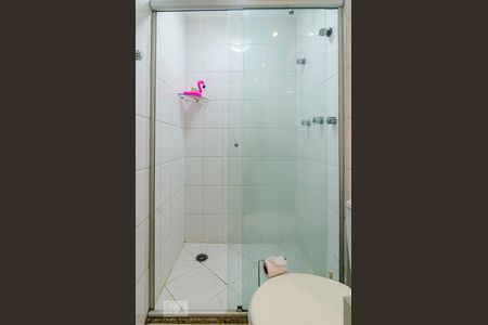 Apartamento para alugar com 74m², 2 quartos e 1 vaga Apartamento para alugar com 74m², 2 quartos e 1 vagaBanheiro