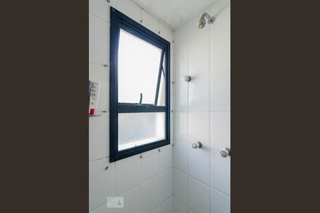 Apartamento para alugar com 74m², 2 quartos e 1 vaga Apartamento para alugar com 74m², 2 quartos e 1 vagaChuveiro