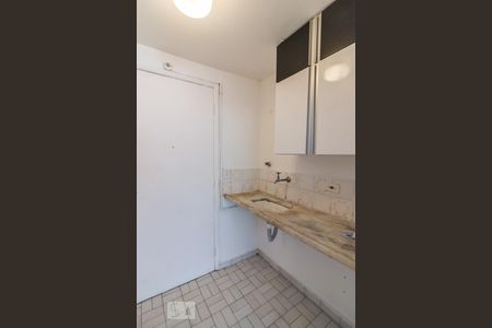 Cozinha de kitnet/studio à venda com 1 quarto, 28m² em Vila Buarque, São Paulo