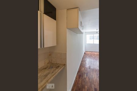 Cozinha de kitnet/studio à venda com 1 quarto, 28m² em Vila Buarque, São Paulo