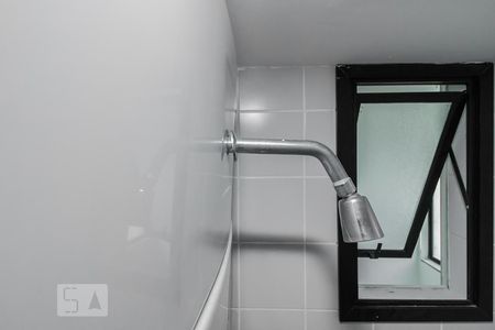 Banheiro de apartamento para alugar com 2 quartos, 55m² em Perdizes, São Paulo