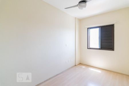 Quarto 2 de apartamento para alugar com 2 quartos, 60m² em Rudge Ramos, São Bernardo do Campo