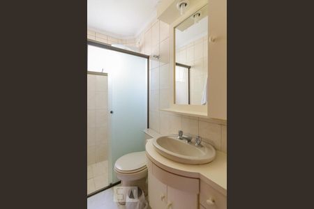 Banheiro de apartamento à venda com 3 quartos, 80m² em Baeta Neves, São Bernardo do Campo