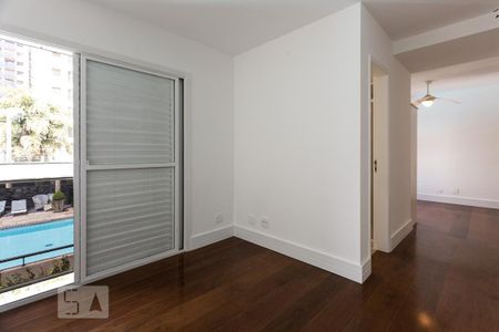 Suíte de apartamento para alugar com 3 quartos, 108m² em Indianópolis, São Paulo
