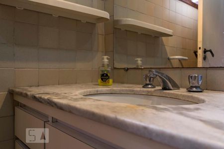 Casa para alugar com 190m², 4 quartos e 2 vagas2o. Andar - Suíte/ Banheiro (Torneira)