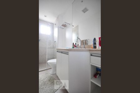banheiro suíte 2 de apartamento para alugar com 3 quartos, 120m² em Vila Andrade, São Paulo
