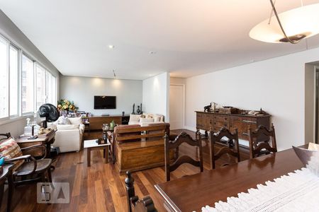 Sala de apartamento para alugar com 4 quartos, 176m² em Itaim Bibi, São Paulo