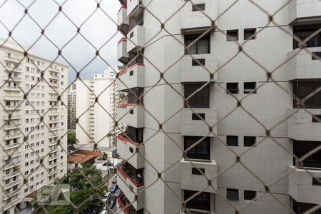 Vista de apartamento para alugar com 4 quartos, 176m² em Itaim Bibi, São Paulo